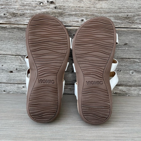 Vionic Misa Slip On Open Toe Sandals size 8 Wide - Picture 10 of 11